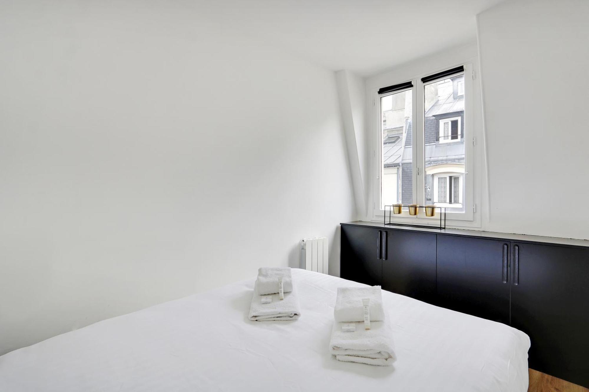 Pick A Flat'S Apartements In Louvre-Rivoli - Rue Du Roule Париж Екстер'єр фото